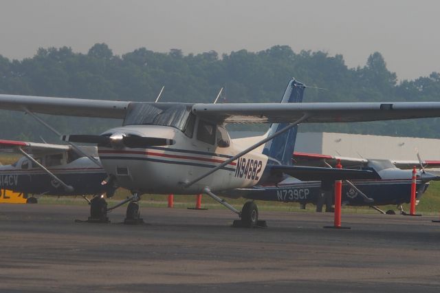 Cessna Skyhawk (N94682)