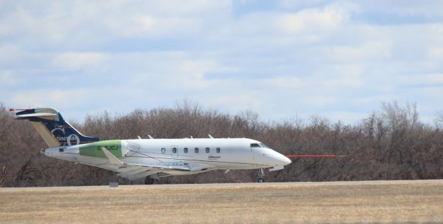 Bombardier Challenger 300 (C-GJCJ) - 022014 Bombardier testbed taxiing out to Rwy 1L