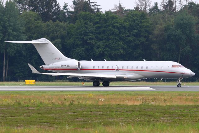 Bombardier Global Express (9H-VJZ)