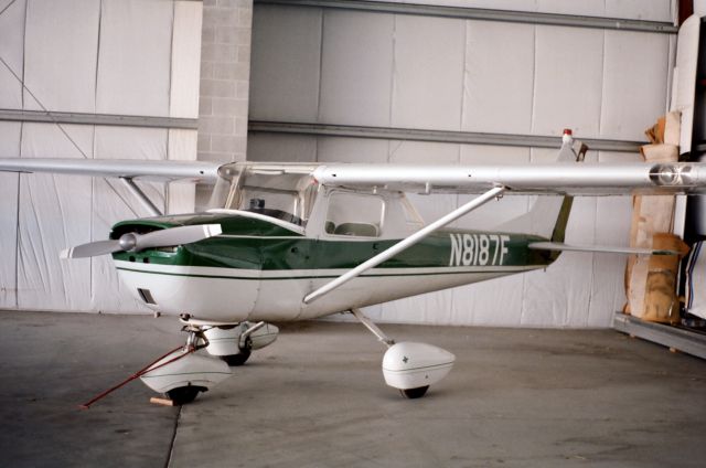 Cessna Commuter (N8187F) - Marion, IL ~ 1985