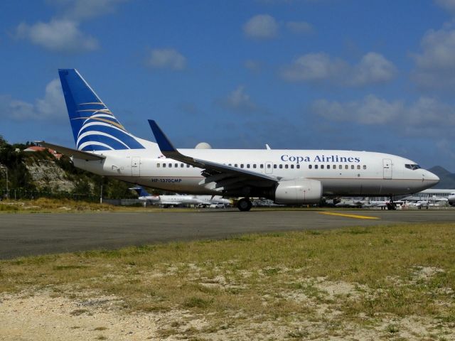 Boeing 737-700 (HP-1370CMP)