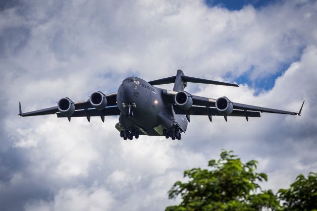 Boeing Globemaster III — - USAF C-17 Globemaster III on approach to Bangor. 