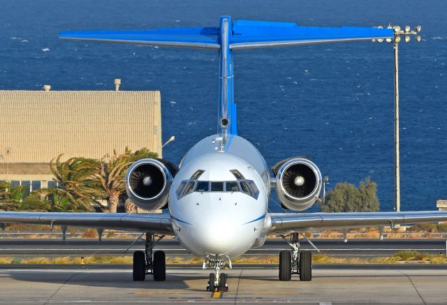 McDonnell Douglas MD-87 (N287KB)