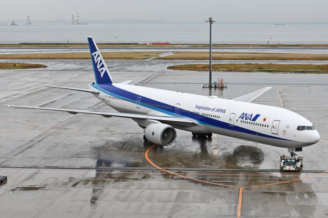 Boeing 777-200 (JA751A)