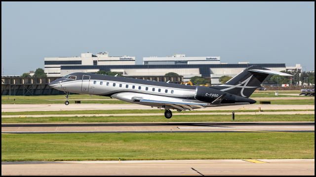 Bombardier Global Express (C-FASD) - Global Express 5000 landing at Dallas Love Field.