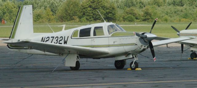 N2732W — - 1966 Mooney M20E in Danville Va.