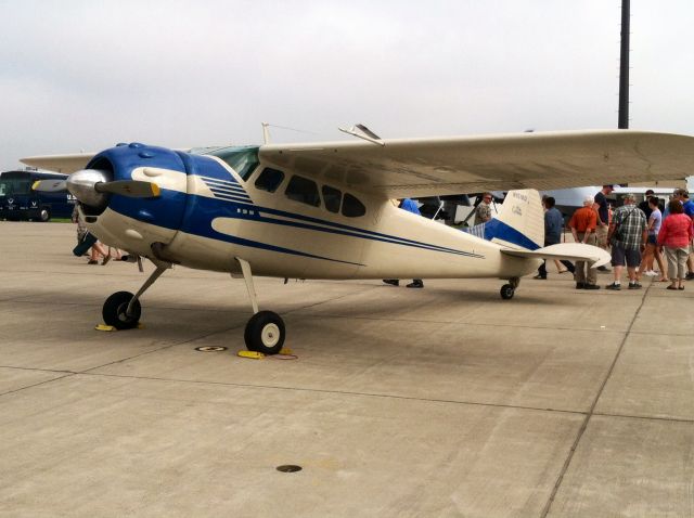 Cessna LC-126 (N1516D)