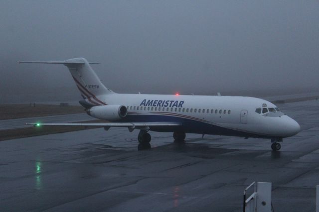 Douglas DC-9-10 (N782TW)