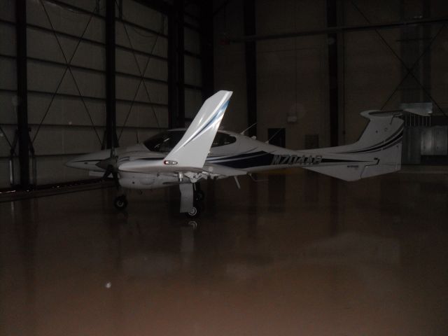 Diamond Twin Star — - Hangared at CCO