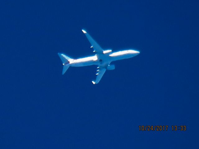 Boeing 737-800 (N914AN)