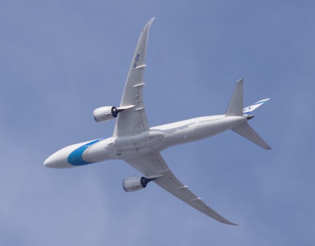 Boeing 787-9 Dreamliner (4X-EDA) - NEWARK INTERNATIONAL AIRPORT-NEWARK, NEW JERSEY, USA-MARCH 13, 2024: Seen by RF, at approximately 1513 hours, shortly after taking off, was El Al flight 24, to Tel Aviv's Ben Gurion International Airport. Picture was taken from Linden Airport, approximately 7 miles south of Newark International Airport.