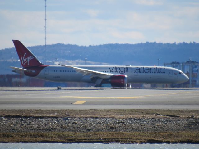 Boeing 787-9 Dreamliner (G-VNEW)