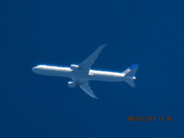 BOEING 767-400 (N69059)