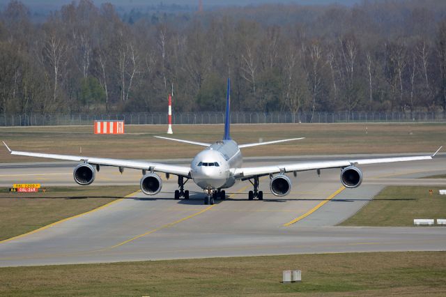 Airbus A340-600 (D-AIHH)