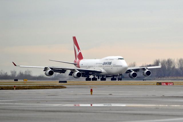 Boeing 747-400 (VH-OJM)