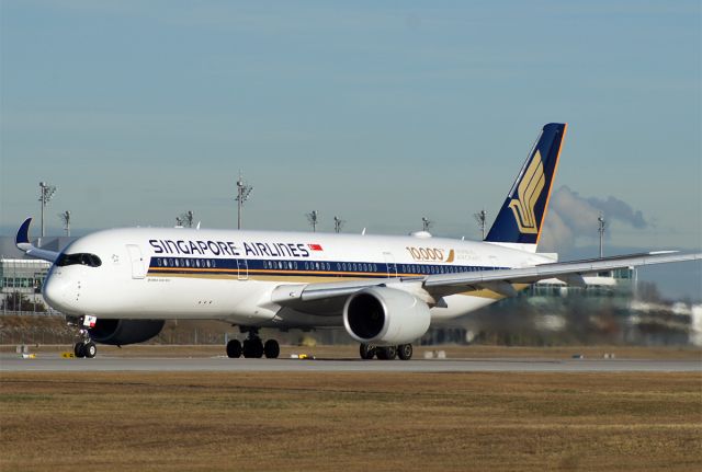 Airbus A350-900 (9V-SMF) - Airbus A350-941, Singapore Airlines, 9V-SMF, EDDM, München-Franz Josef Strauss Airport, 24.Jan.2018