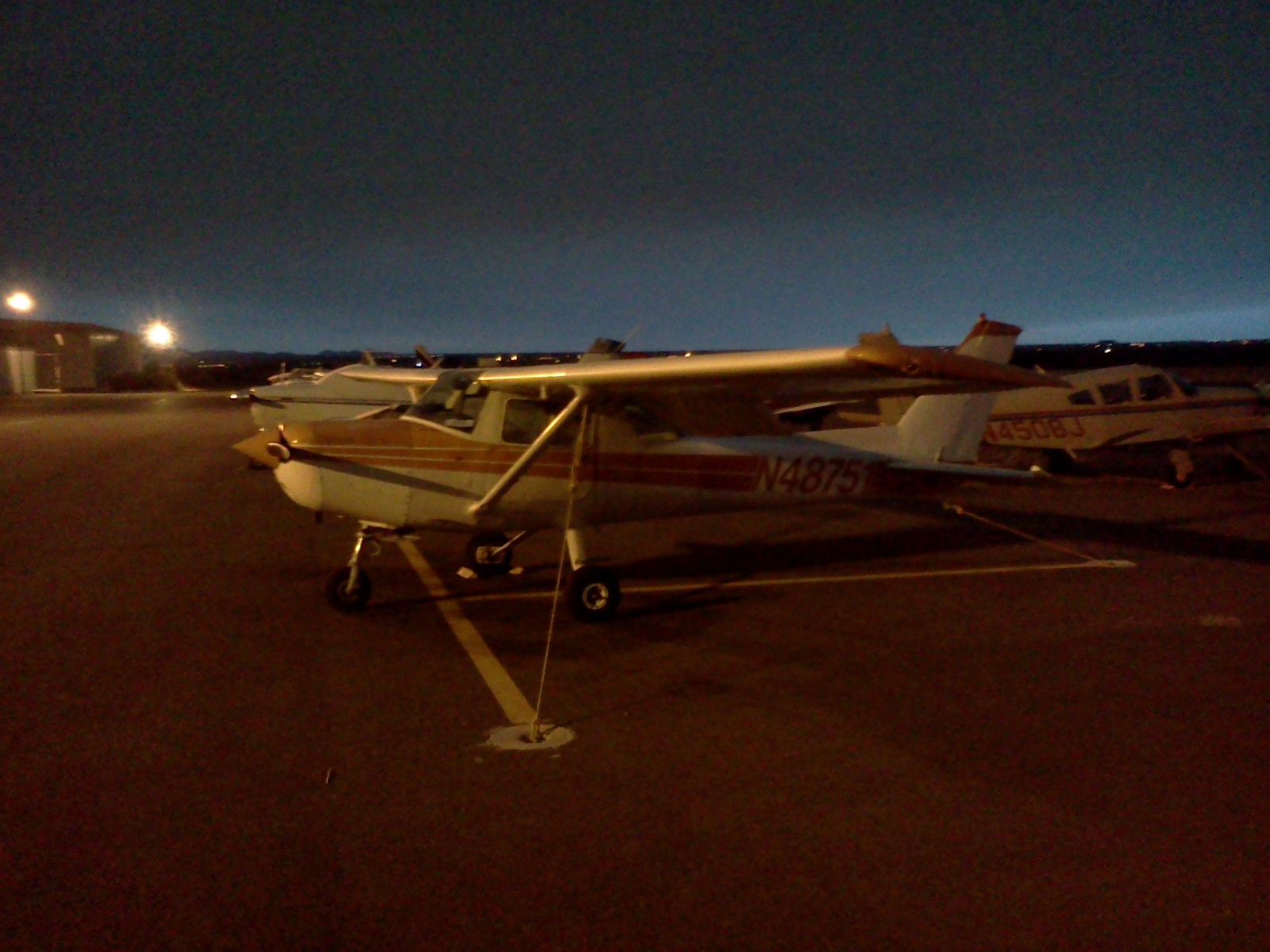 Cessna 152 (N48751) - 06/2011 Cross country ferry flight KBJC-E85, Had to spend the night in Santa Fe, NM, Los Alamos fire started not long after landing and you can see the smoke layer behind the plane the next morning.