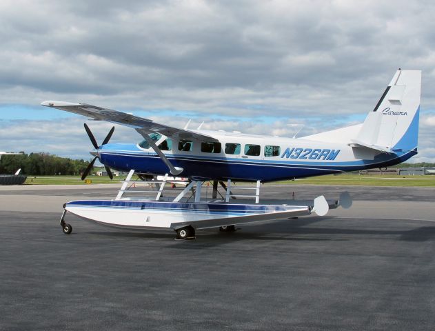 Cessna Caravan (N326RM)