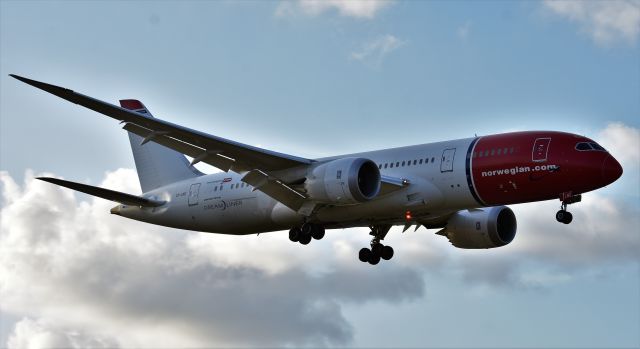 Boeing 787-8 (LN-LNC)