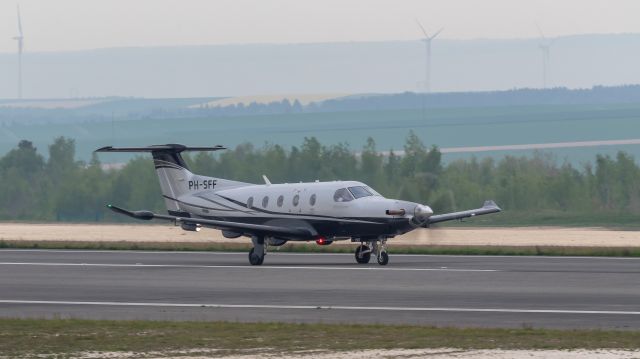 Pilatus PC-12 (PH-SFF)
