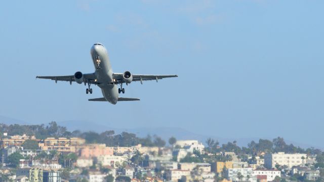 Airbus A321 — - AA386 Taking off from SAN Diego on the way to Phoenix on September 23rd.   Tail # not visible