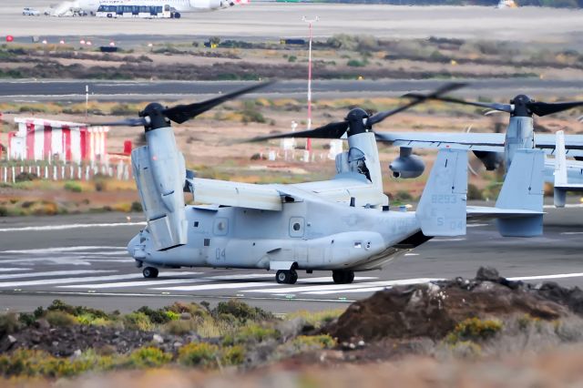 Bell V-22 Osprey (16-8293)