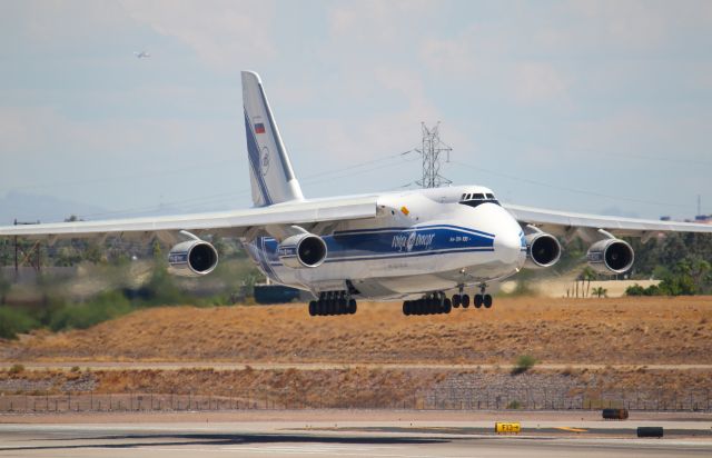 Antonov An-124 Ruslan (RA-82046) - AN-124 arriving at KPHX on August 04 2019 from Anchorage, Alaska. 