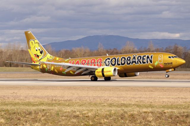 Boeing 737-800 (D-ATUD) - "Haribo GoldBaren" livery