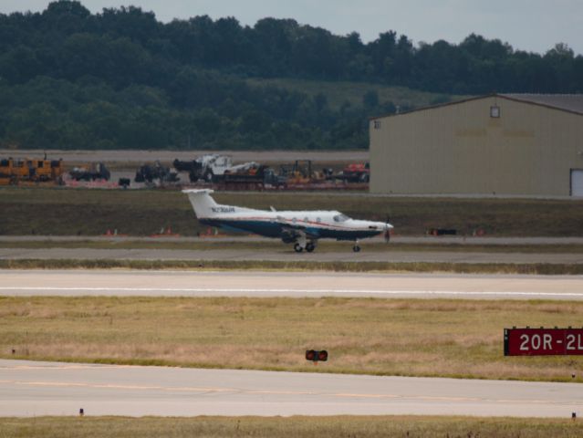 Piper Malibu Mirage (N230UM) - Taking Off 20C on July 7, 2013