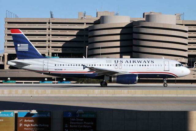 Airbus A320 (N626AW)