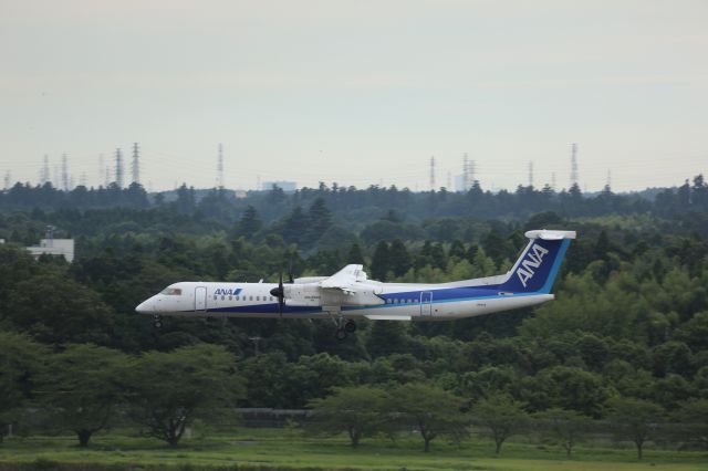 de Havilland Dash 8-400 (JA844A)