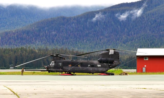 Boeing CH-47 Chinook (0703774) - US Army Aviation Army Boeing MH-47G Chinook 07-03774 in Juneau