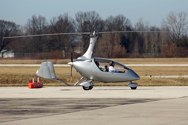 AUTOGYRO Calidus (N6422M)