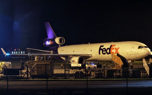 Boeing MD-11 (N612FE) - fedex md-11f n612fe arriving in shannon from paris (cdg) this evening 24/10/16.