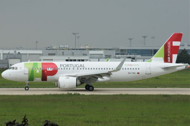 Airbus A320 (CS-TVC)