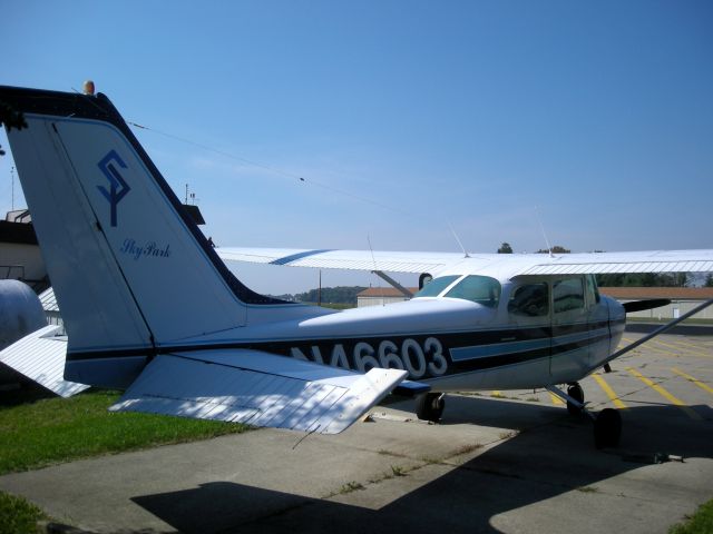 Cessna Skyhawk (N46603)