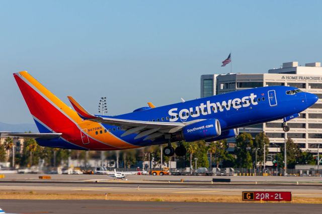 Boeing 737-700 (N479WN)