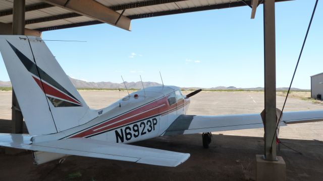 Piper PA-24 Comanche (N6923P)