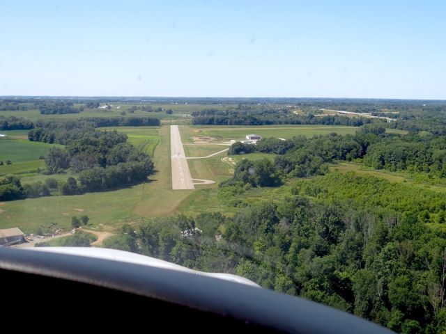 Piper Cherokee — - Piper PA-28-181 Archer TX on final to rwy 31 (Andrews University Airpark C20)