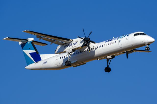 de Havilland Dash 8-400 (C-FOEN)