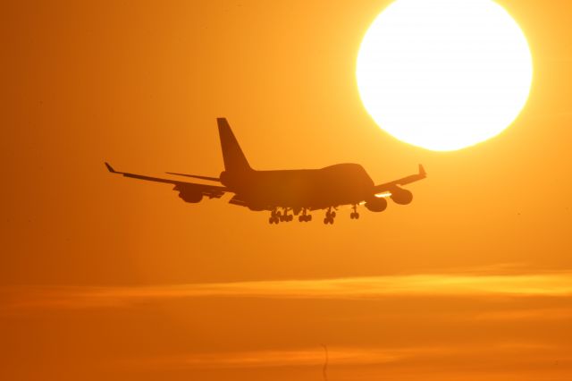Boeing 747-400 —
