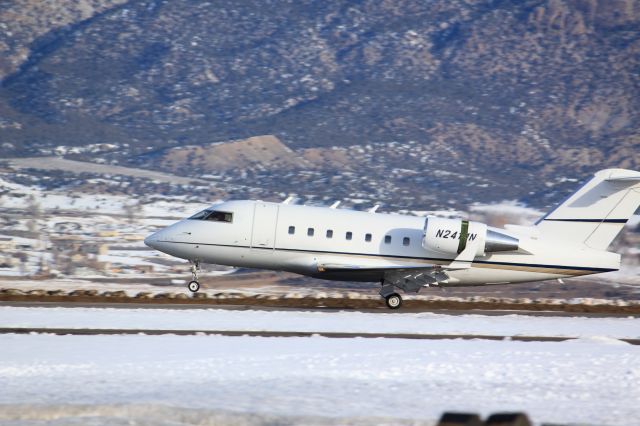 Canadair Challenger (N241N)