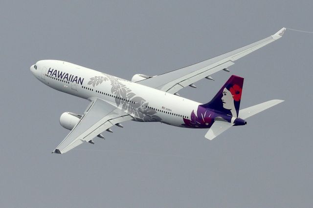 Airbus A330-200 (N399HA) - 'Hawaiian 89' banking to the south west for the 11 hour flight back to Honolulu