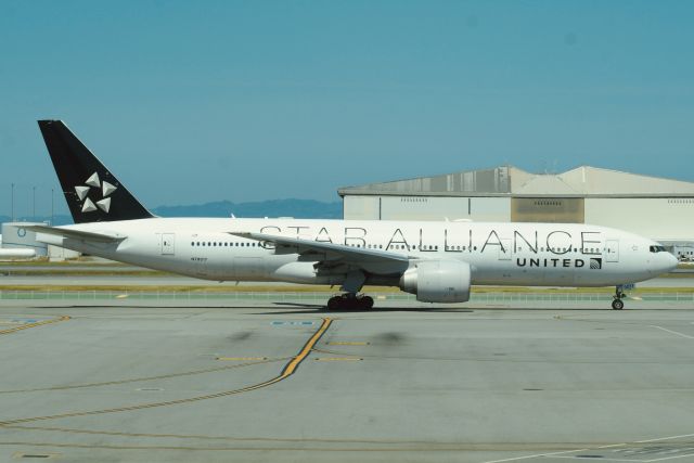 Boeing 777-200 (N78017) - UA194 SFO-MUC 4/14/23