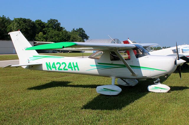 Cessna 152 (N4224H)