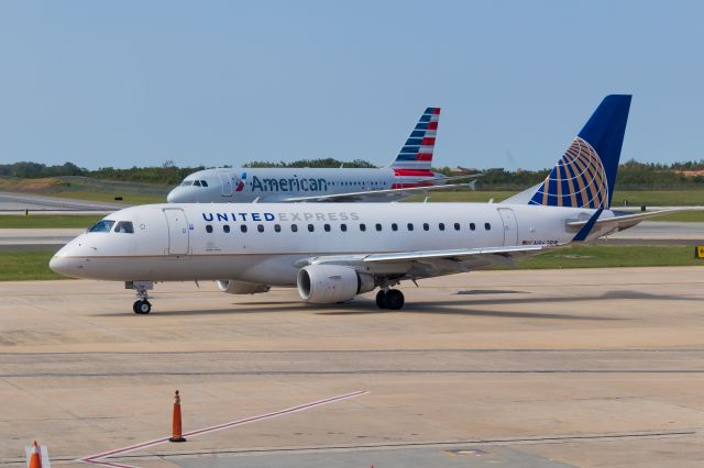 Embraer 175 (N862RW) - 29.09.2017