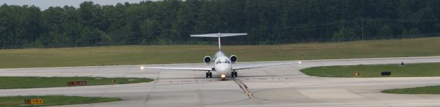 McDonnell Douglas MD-88 (N919DE)