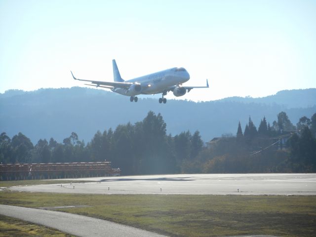 Embraer ERJ-190 (EC-LLR) - EC-LLR ready for landing at LEVX from LEMD, on 08/01/2021