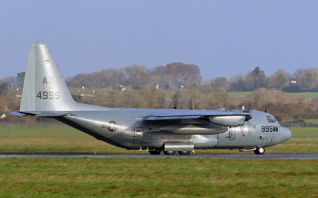 Lockheed C-130 Hercules (16-4995) - usn c-130t 164995 taxing for dep from shannon 16/11/16.