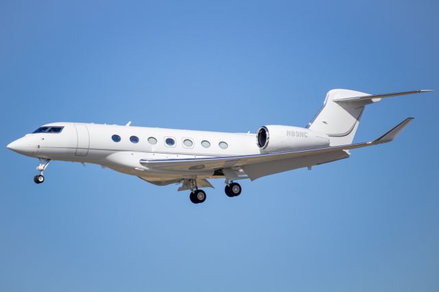 Gulfstream Aerospace Gulfstream G650 (N89NC) - GFL600 landing at BHM 